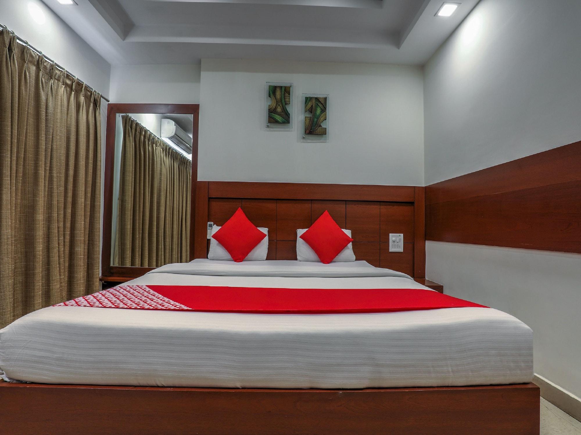 Treebo Trend Hotel Jp Plaza Nampally Хайдарабад Экстерьер фото