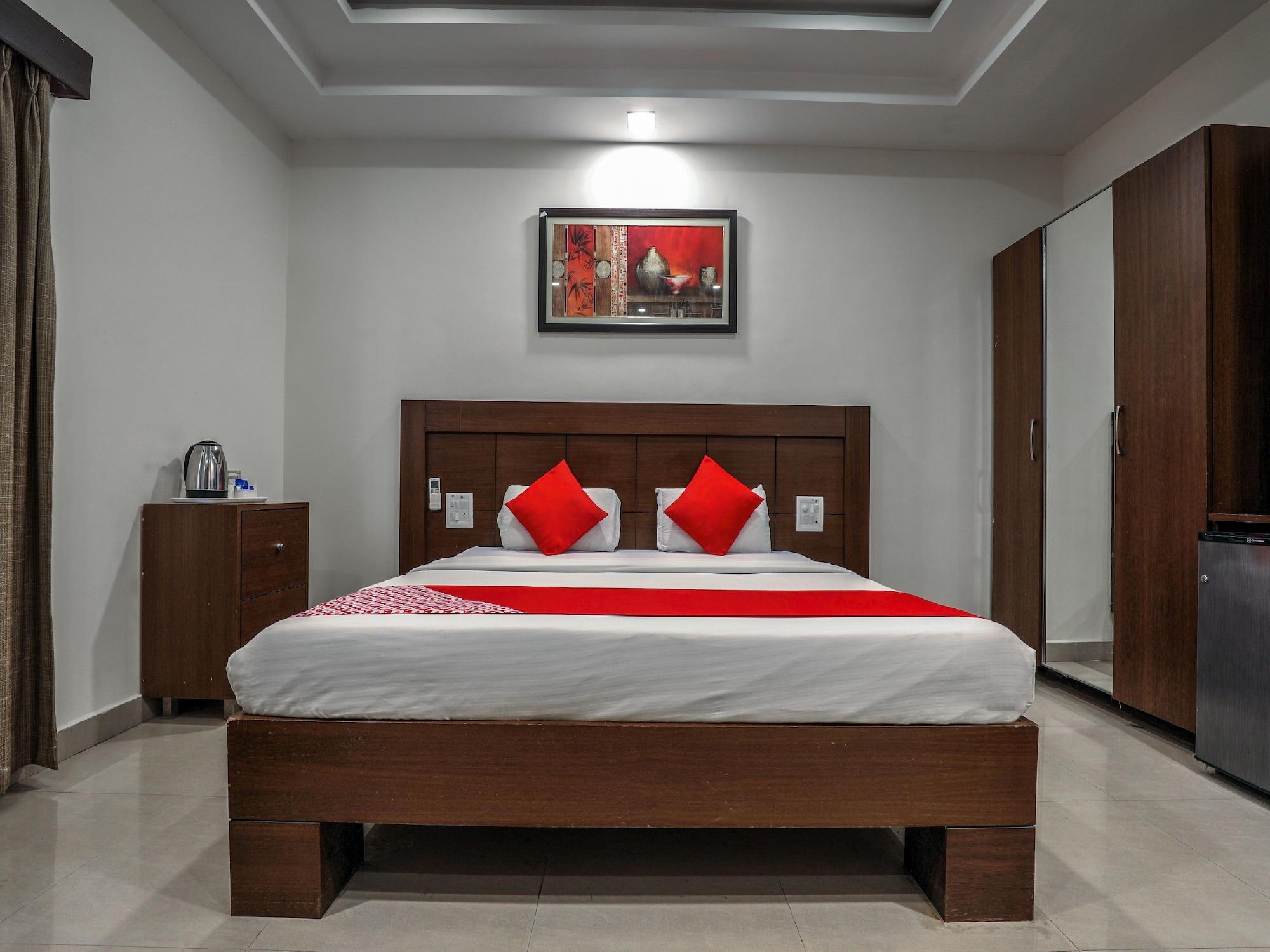Treebo Trend Hotel Jp Plaza Nampally Хайдарабад Экстерьер фото