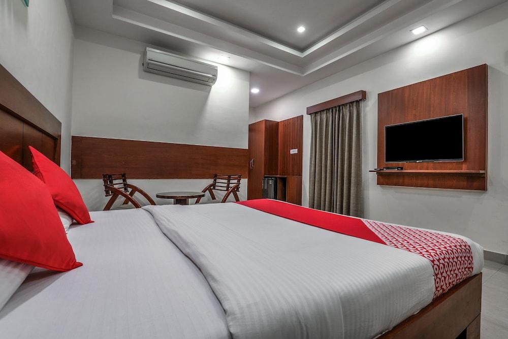 Treebo Trend Hotel Jp Plaza Nampally Хайдарабад Экстерьер фото