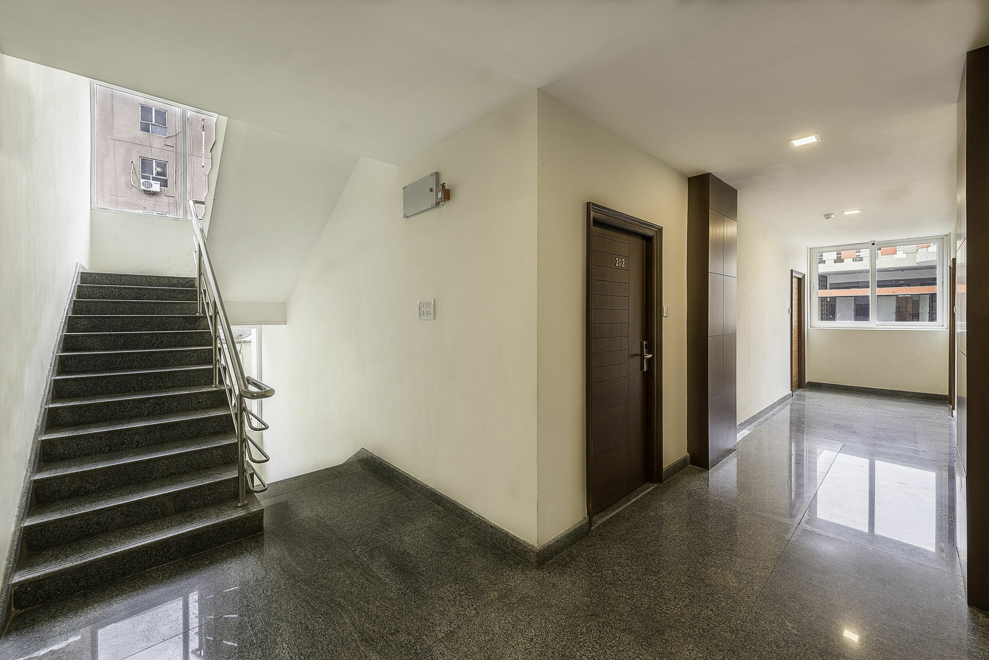 Treebo Trend Hotel Jp Plaza Nampally Хайдарабад Экстерьер фото