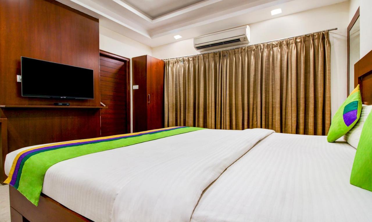 Treebo Trend Hotel Jp Plaza Nampally Хайдарабад Экстерьер фото